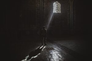保育士は年度末まで待つべき？その理由とは？